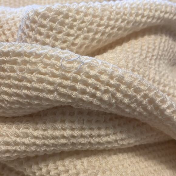 Matouk Waffle Knit Blanket In Ivory Full Queen Retails $648 - Picture 4 of 7